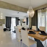 Villa Paradiso *