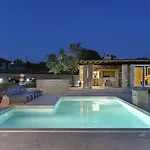 Paradiso Villa