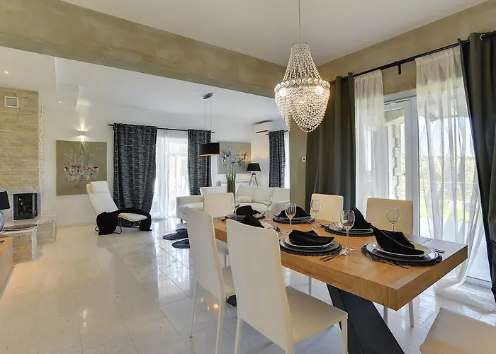Villa Paradiso *
