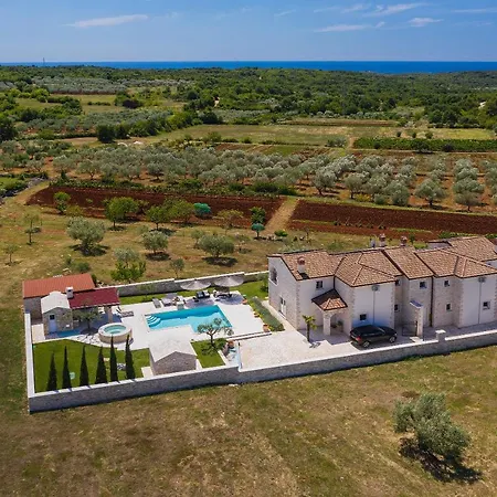 Paradiso Villa